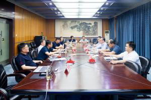 中交基础设施养护集团董雨明一行到访九州登录-九州（中国）_九州（中国）
集团 共探公路养护创新模式